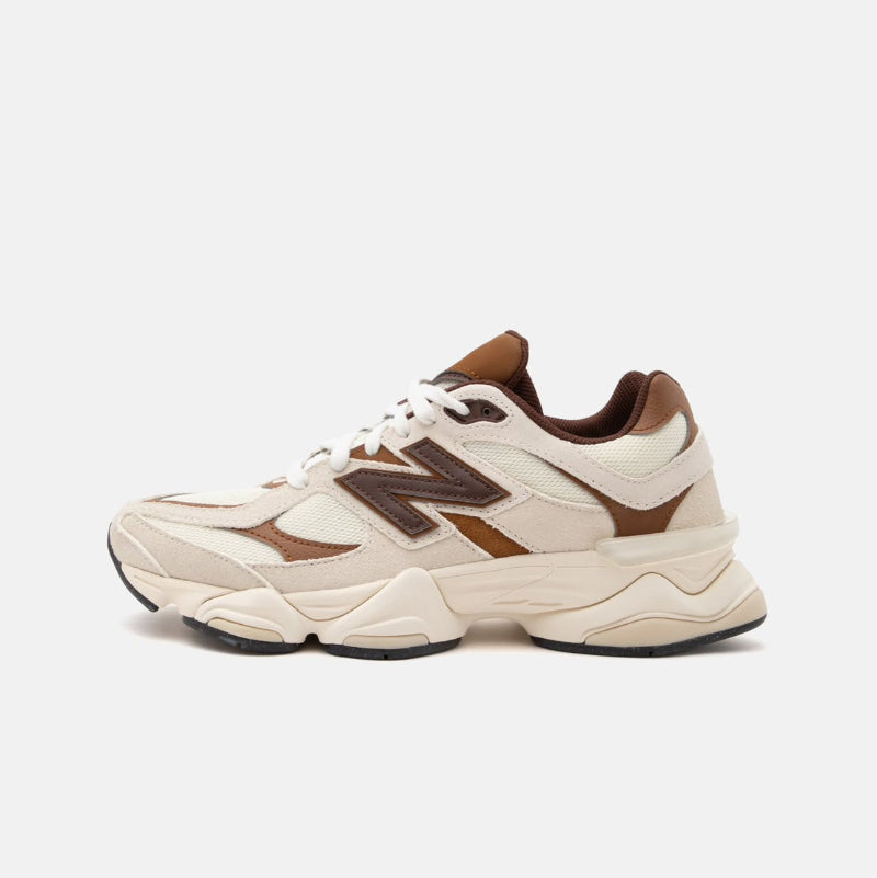 NB 9060 “Tea/Angora”